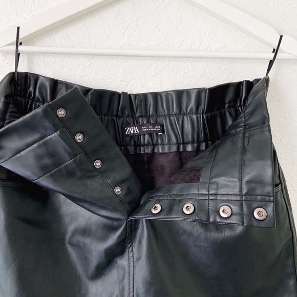 Zara Black Faux Leather Mini Skirt Sz L - Picture 5 of 8
